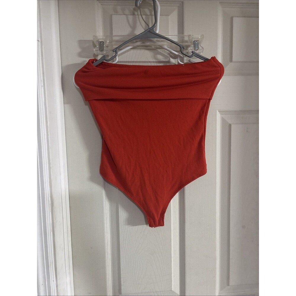 Live In The Moment Classic Ribbed Red Tube Top Body Suit Medium